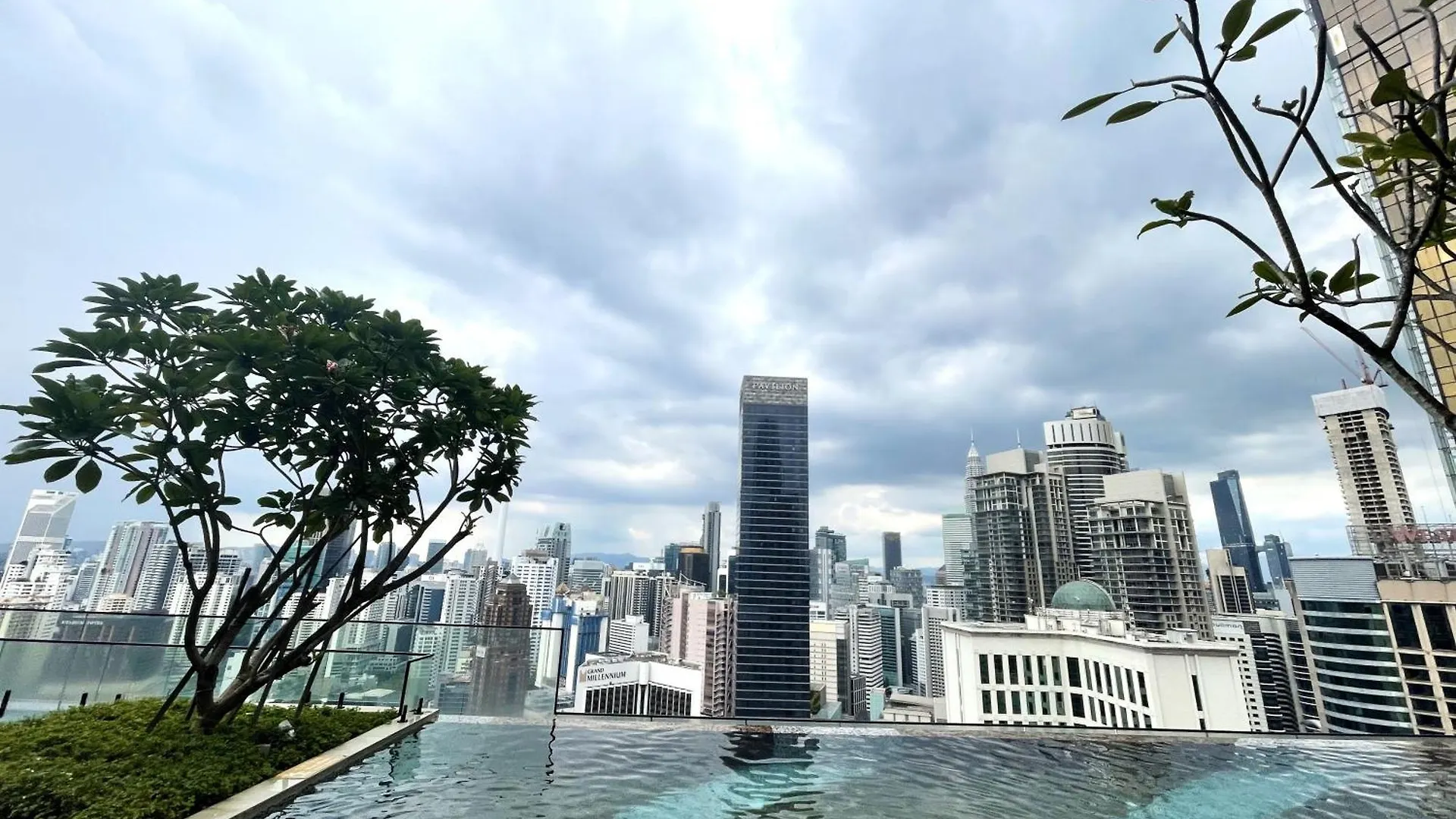 Axon Suites By Starplus Kuala Lumpur